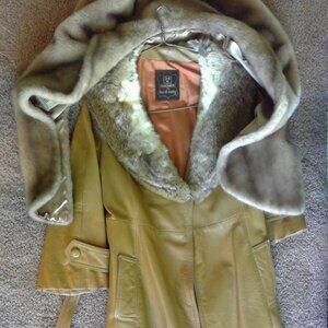 1960s Vintage 24K Leather Dan Di Modes Coat w/ Regina Glenara Fur Stole